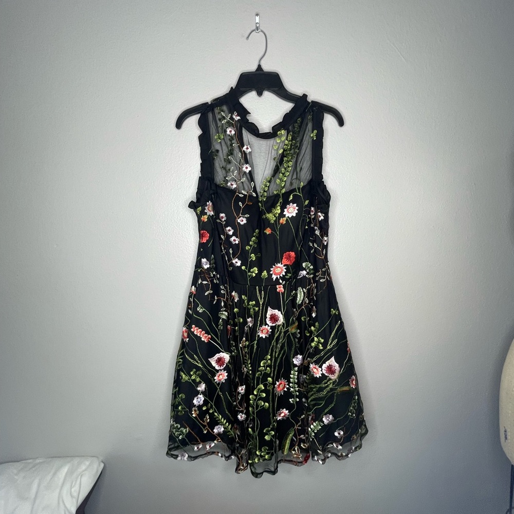 City Studio Macys Black Lace Floral 50s style sleeveless Ruffles Dress Large